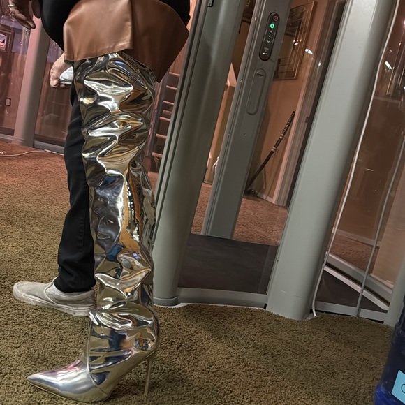 Custom boots - Picture 2 of 5